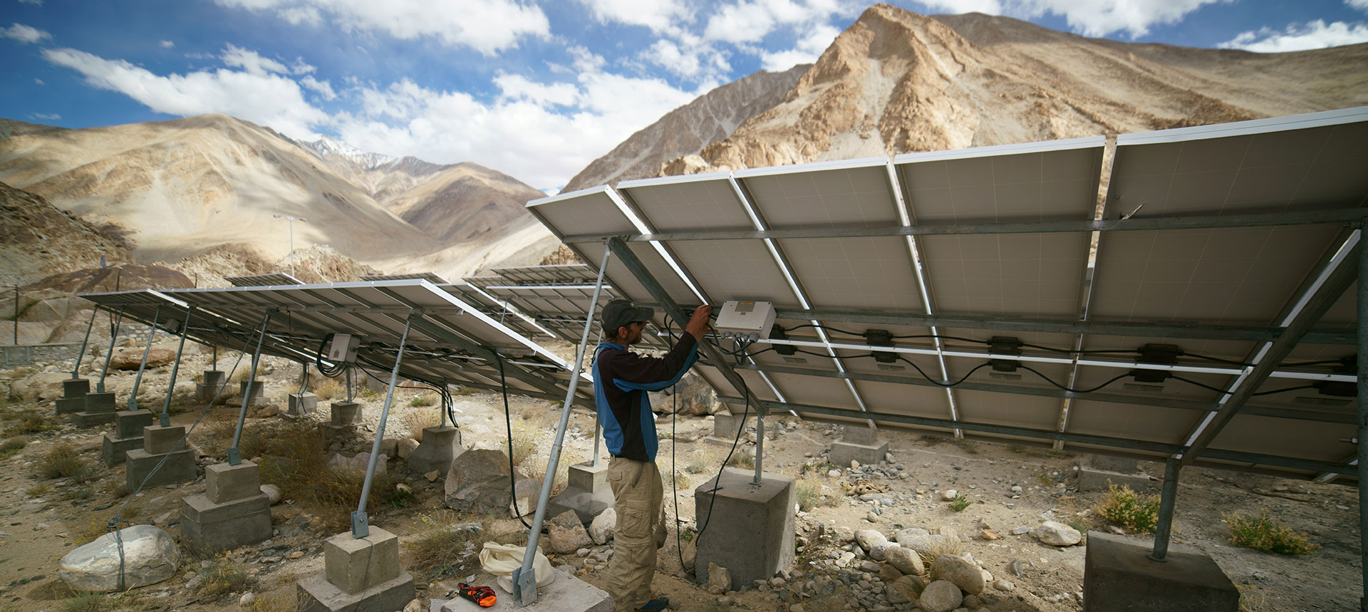 Deepak Dwivedi, Poonam Khatri, India National Solar Mission, India renewables sector, India renewable energy, India solar power, India solar output potential, India power grid, India electrification rate, India rooftop solar panels
