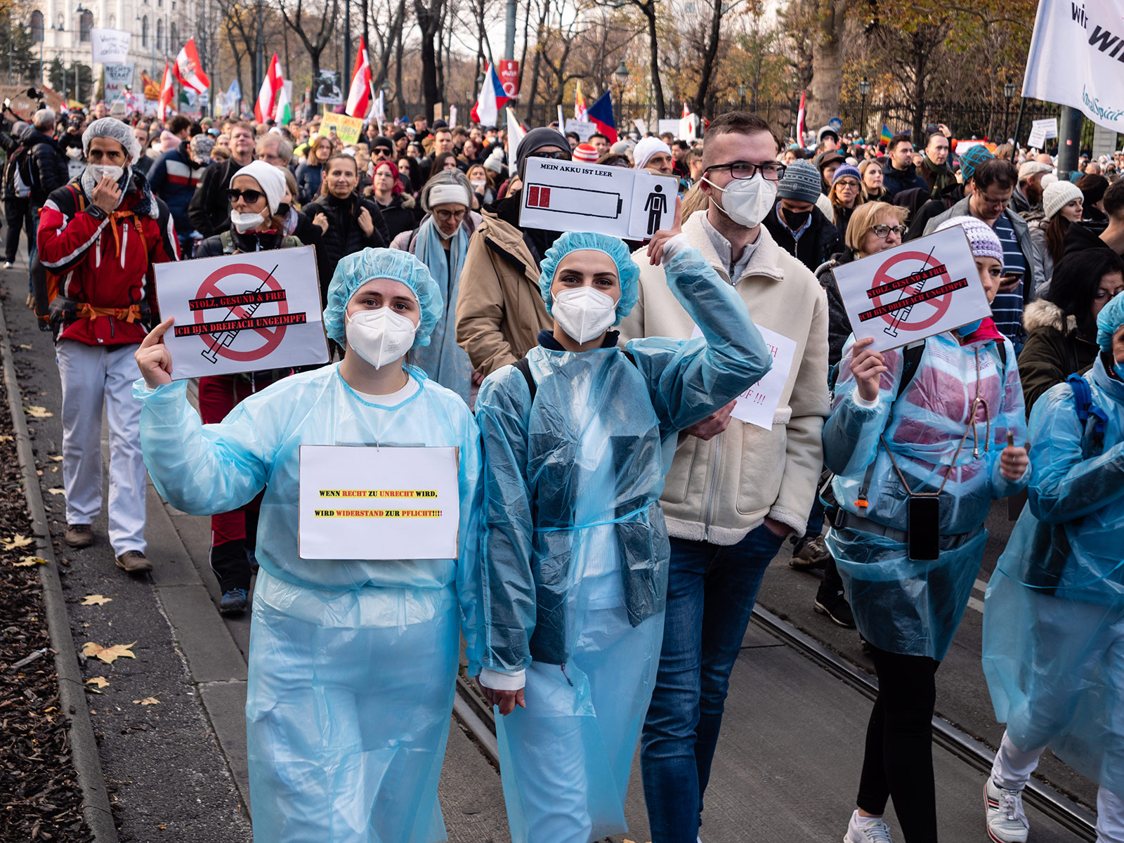 Austria, Austria news, Vienna, Wien, Austrian news, news on Austria, Austria lockdown, Austria vaccines, Austria far right, Sebastian Schäffer