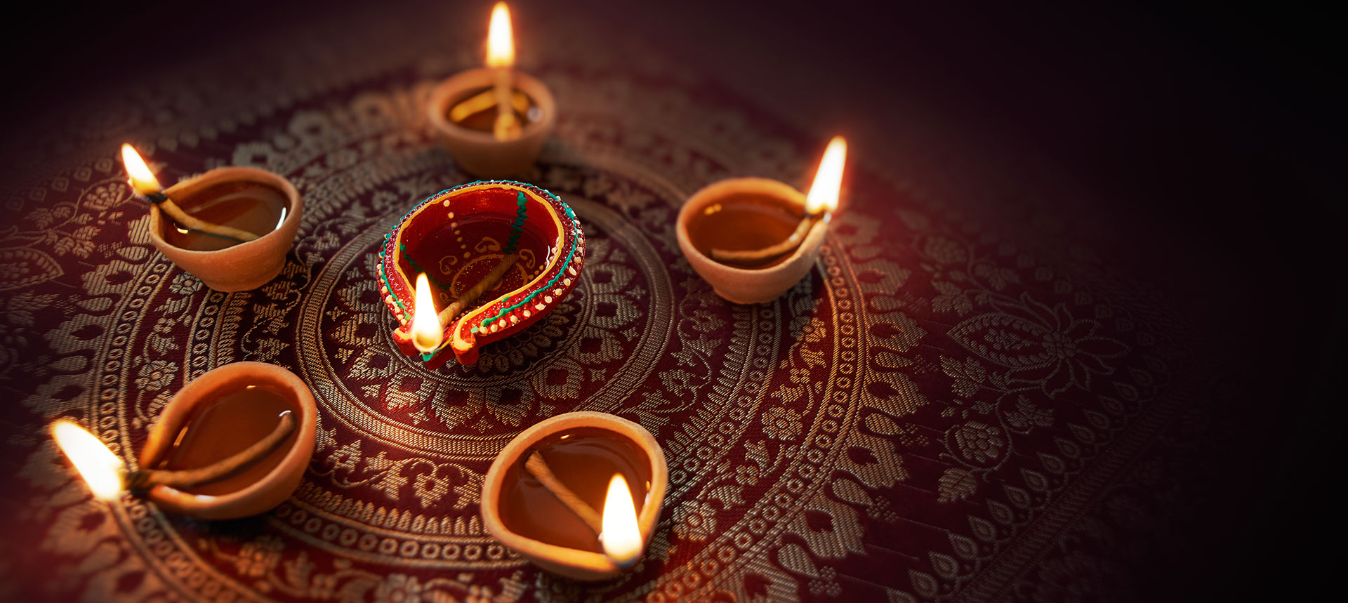 Diwali news, Diwali, Deepavali, news on Diwali, Diwali India, Hinduism, Sikhism, Jainism, Hindu festival, Diwali festival