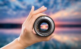 camera-photographer-lens