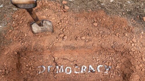 A Post-Political World and the Powerless Public