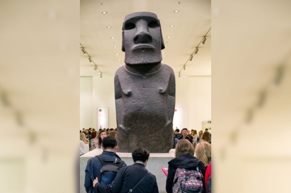 Chile’s Indigenous Rapa Nui Wants Its Stolen Moai Back