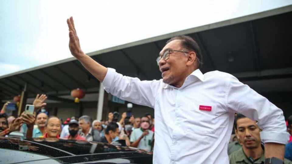 Malaysia’s Anwar Ibrahim Struggles With Reform Politics in Unstable Coalition
