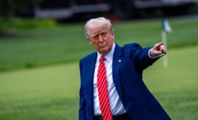 Trump’s Random Walks: Unpredictable Politics and Chaotic Foreign Policy