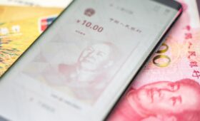 China’s Use of Renminbi and CIPS Challenges US Dollar but Falls Short