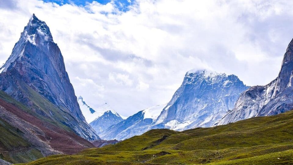 Why Must India Continue to Maintain Military Control of the Saltoro Ridge?