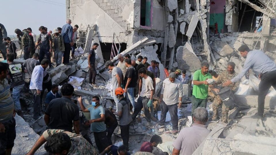 How to Stop Presidents, Like Trump, From Destroying America?