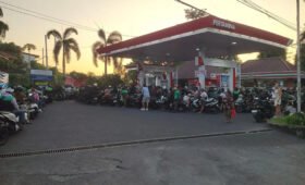 Indonesia Faces a Middle East Oil Shock and a Crisis of Trust